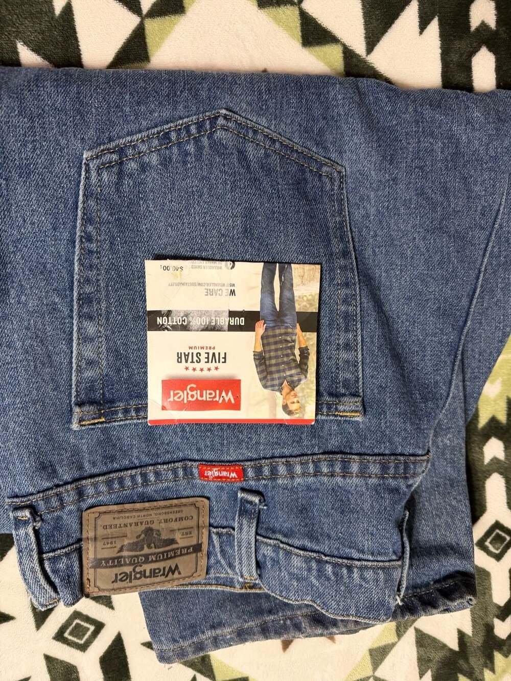 NWT Wrangler Men's Five Star Premium Denim Relaxed Fit Jeans in Vintage All Size